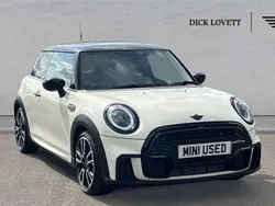 White Used 2022 Mini Cooper Hatch Hatchback | £17,995 (Fair price)