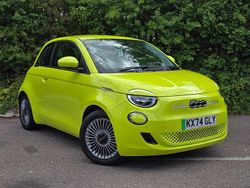 Green Used 2024 Fiat 500e Hatchback | £26,995