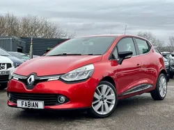 Red Used 2014 Renault Clio IV Dynamique Hatchback | £6,499 (Fair price)
