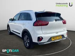 White Used 2022 Kia Niro 2 SUV | £17,000 (Good price)