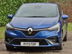 Blue metallic Used 2021 Renault Clio V RS Line Hatchback | £11,700 (Fair price)