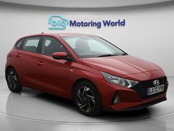 Red Used 2022 Hyundai i20 SE Hatchback | £11,800 (Fair price)