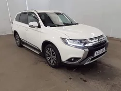White Used 2021 Mitsubishi Outlander SUV | £16,995 (Fair price)
