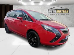 Red Used 2015 Vauxhall Zafira Tourer MPV | £6,995 (Fair price)