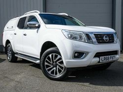 White Used 2018 Nissan Navara Tekna Pickup | £9,995 (Good price)