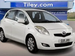White Used 2011 Toyota Yaris Hatchback | £5,990 (Fair price)