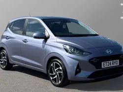 Blue Used 2024 Hyundai i10 Premium Hatchback | £15,697 (Fair price)