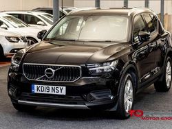 Black Used 2019 Volvo XC40 Momentum SUV | £12,895 (A bit pricey)