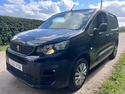Black Used 2022 Peugeot Partner Premium Van | £9,895 (Fair price)