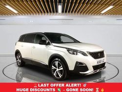 White Used 2019 Peugeot 5008 GT-line MPV | £16,249 (Fair price)