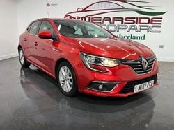 Red Used 2017 Renault Mégane IV Dynamique Hatchback | £6,299 (Fair price)