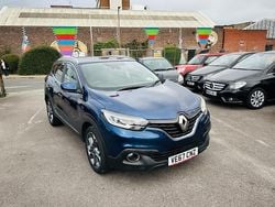 Blue Used 2017 Renault Kadjar Dynamique SUV | £7,695 (Fair price)