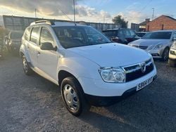 White Used 2014 Dacia Duster Acces SUV | £2,999 (Super price)
