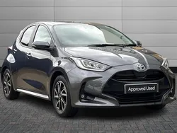 Decuma grey Used 2023 Toyota Yaris Hybrid Design Hatchback | £17,295 (Fair price)