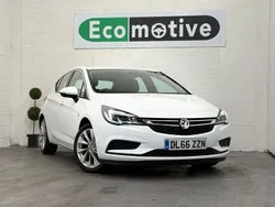 White Used 2016 Vauxhall Astra Design Edition Hatchback | £4,995 (Fair price)