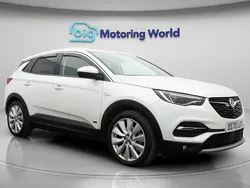 White Used 2020 Vauxhall Grandland X Elite SUV | £15,400 (Fair price)