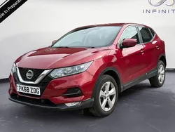 Red Used 2019 Nissan Qashqai Acenta Premium SUV | £11,248 (Good price)