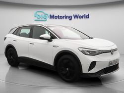 White Used 2022 VW ID.4 Comfortline SUV | £16,900 (Fair price)