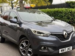 Grey Used 2017 Renault Kadjar Dynamique SUV | £7,795 (Fair price)