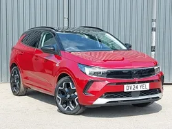 Red Used 2024 Vauxhall Grandland X Ultimate SUV | £21,998 (Good price)