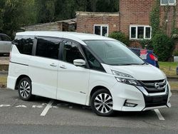 Pearl white Used 2018 Nissan Serena MPV | £12,500 (Expensive)