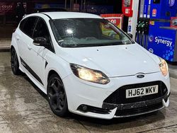 White Used 2012 Ford Focus ST Hatchback | £4,995 (Fair price)