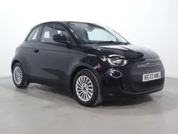 Black Used 2022 Fiat 500e Action Hatchback | £10,000 (Fair price)