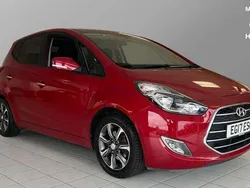 Red Used 2017 Hyundai ix20 Premium MPV | £9,000 (Fair price)