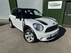 White Used 2014 Mini Cooper Countryman SUV | £8,550 (Fair price)