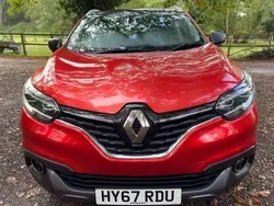 Red Used 2017 Renault Kadjar Signature SUV | £7,995 (Expensive)