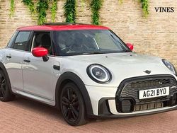 Silver Used 2021 Mini Cooper Hatch Hatchback | £20,752 (A bit pricey)