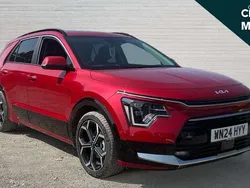 Red Used 2024 Kia Niro 4 SUV | £26,240 (Expensive)