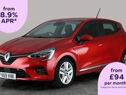 Red Used 2020 Renault Clio V Play Hatchback | £8,142 (Super price)