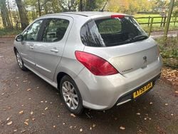 Silver Used 2008 Peugeot 308 Hatchback | £999 (Super price)