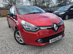 Red Used 2016 Renault Clio IV Dynamique Hatchback | £3,695 (Good price)