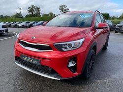 Red Used 2018 Kia Stonic SUV | £8,950 (Fair price)