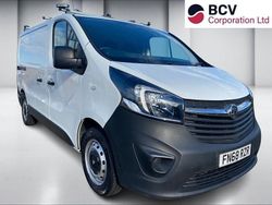 White Used 2018 Vauxhall Vivaro Van | £8,995 (Fair price)