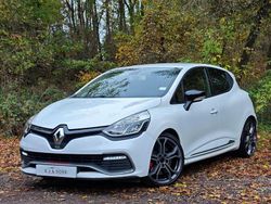 White Used 2015 Renault Clio IV Trophy Hatchback | £4,490 (Super price)
