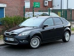 Black Used 2010 Ford Focus Titanium Hatchback | £1,995 (Fair price)