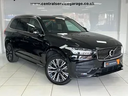 Black Used 2022 Volvo XC90 Momentum SUV | £34,495 (Fair price)