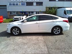 White Used 2014 Hyundai i40 Premium SE Sedan | £5,495