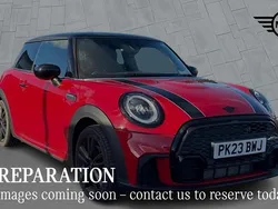 Red Used 2023 Mini Cooper Hatch Hatchback | £22,699 (Fair price)