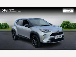 Silver Used 2021 Toyota Yaris Hybrid Hatchback | £20,621 (Expensive)