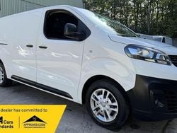 White Used 2019 Vauxhall Vivaro Van | £8,845 (Fair price)