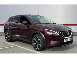 Red Used 2022 Nissan Qashqai N-Connecta SUV | £20,235 (Fair price)