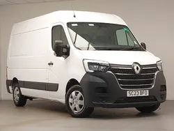 White Used 2023 Renault Master Business Van | £16,998 (Good price)