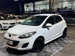 White Used 2011 Mazda 2 Hatchback | £2,499 (Fair price)