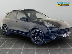 Black Used 2016 Porsche Cayenne SUV | £20,895 (Fair price)