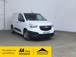 White Used 2023 Vauxhall Combo S MPV | £11,495 (Fair price)