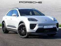 Grey Used 2025 Porsche Macan SUV | £84,995